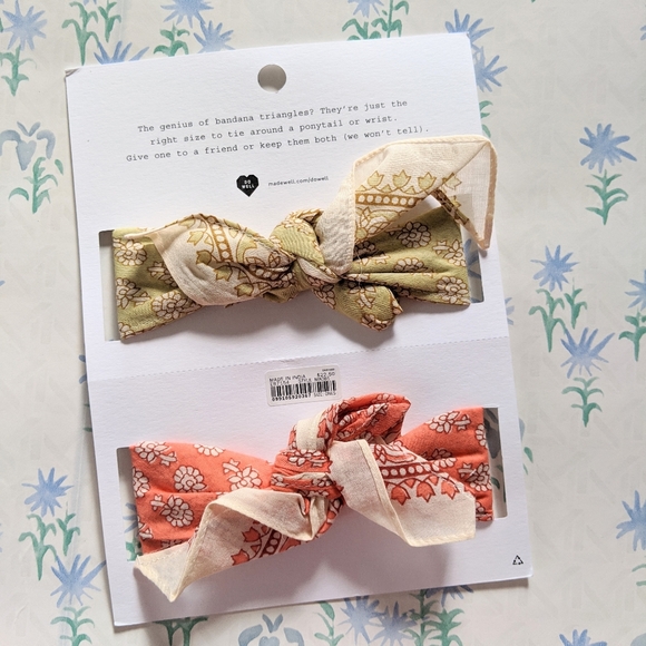 NEW Madewell Two-Pack Triangle Bandanas Pear Multi - Picture 5 of 5
